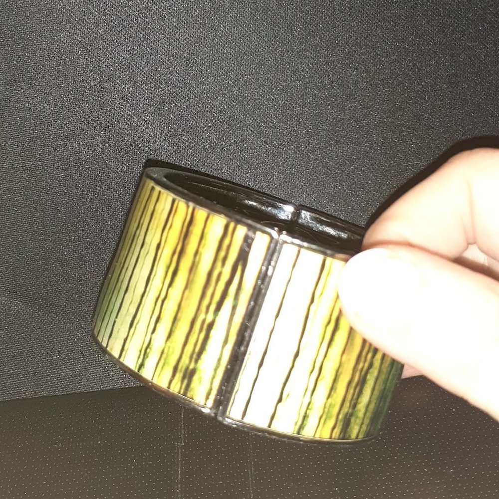 Set of 2 bracelets, yellow and multicolored